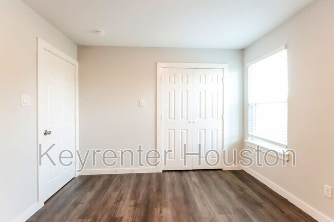 Building Photo - 7934 Way St