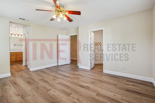 Building Photo - 9836 Tundra Swan Cir