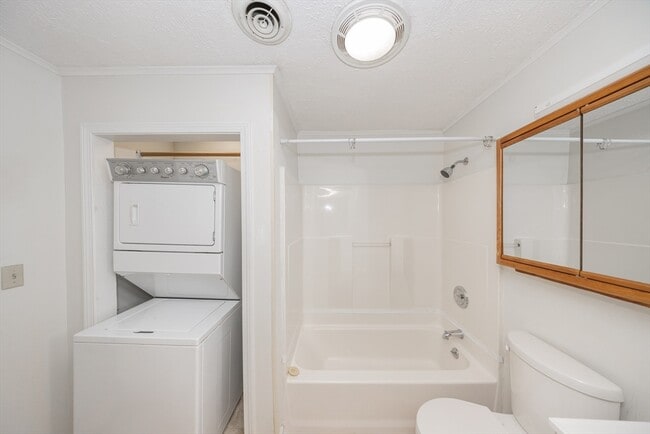 Building Photo - 92 Milk St