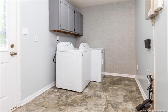 Building Photo - 508 Stone Way Ct