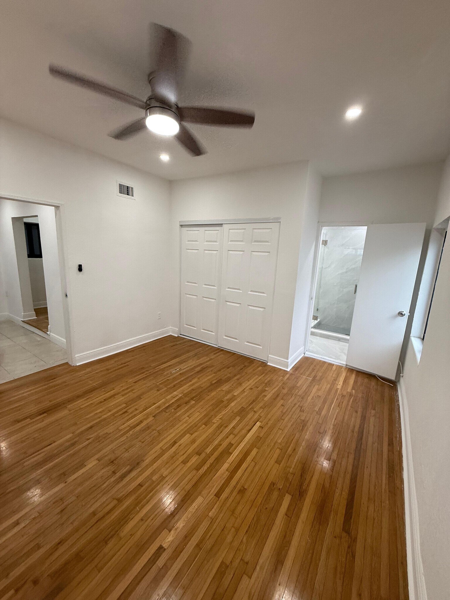 Building Photo - 3669 NW 18th St