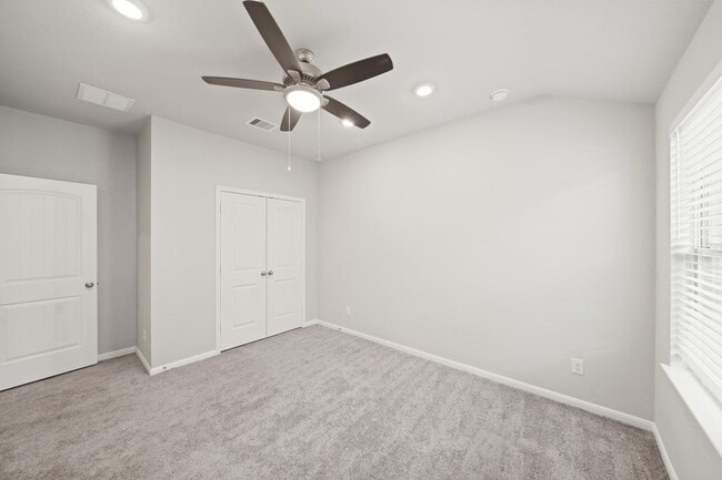 Building Photo - 2307 Gentle Breeze Ln