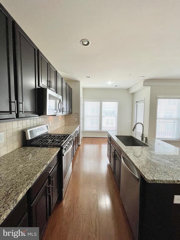 Building Photo - 2934 Finsbury Pl