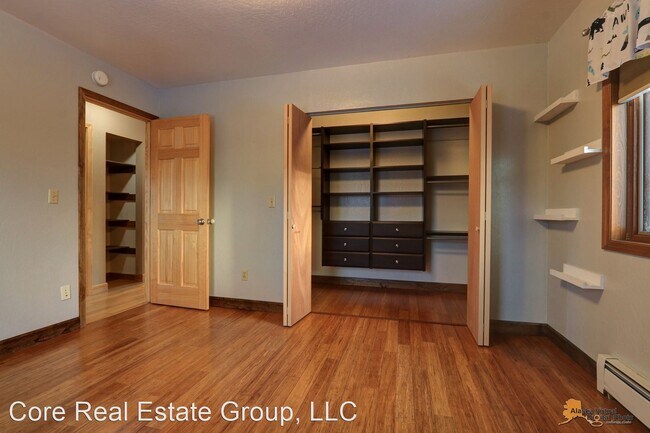 Building Photo - 4 br, 3 bath House - 13020 Lupine Road