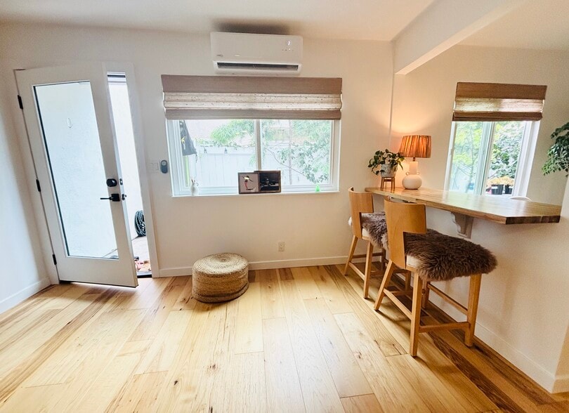 Building Photo - 413 14th St