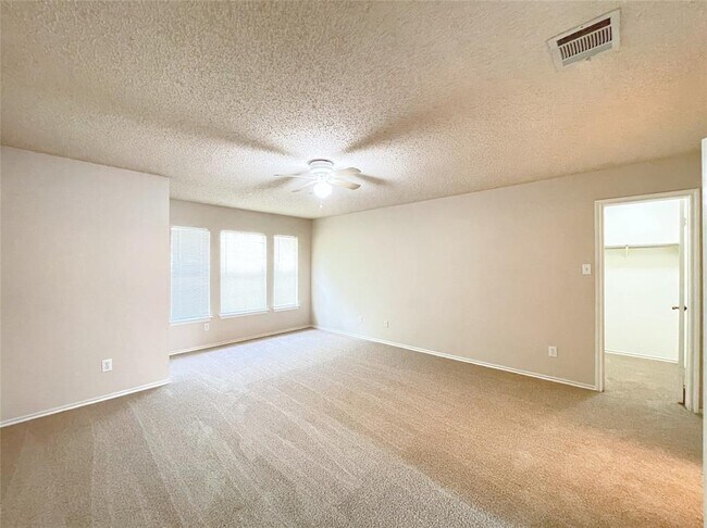 Building Photo - 3079 Hill St