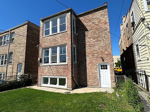 Building Photo - 1823 Oak Park Ave