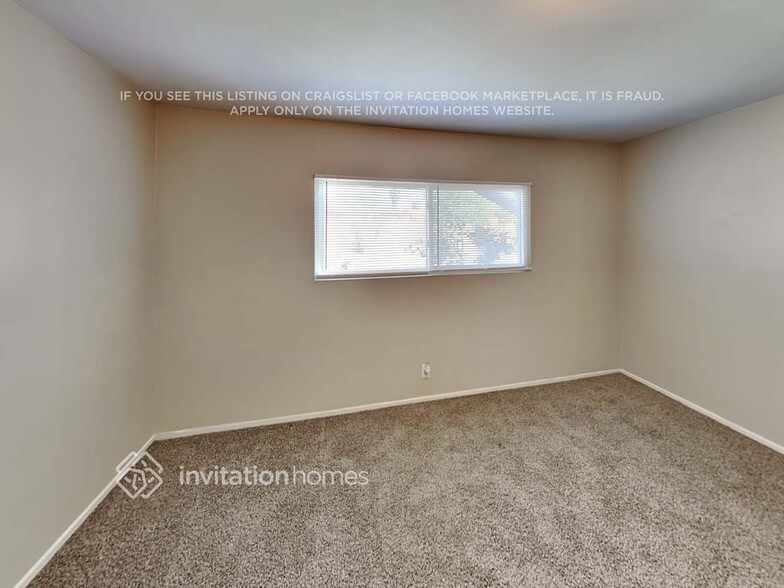 Building Photo - 16413 Knapp St