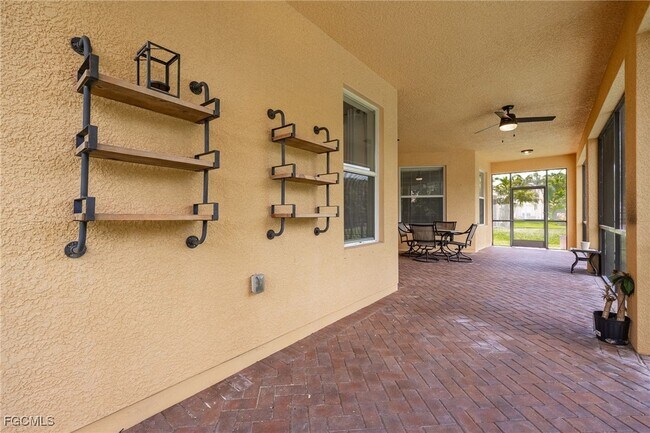 Building Photo - 16530 Whispering Trace Ct