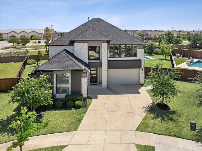 Building Photo - 5008 Statesman Ln