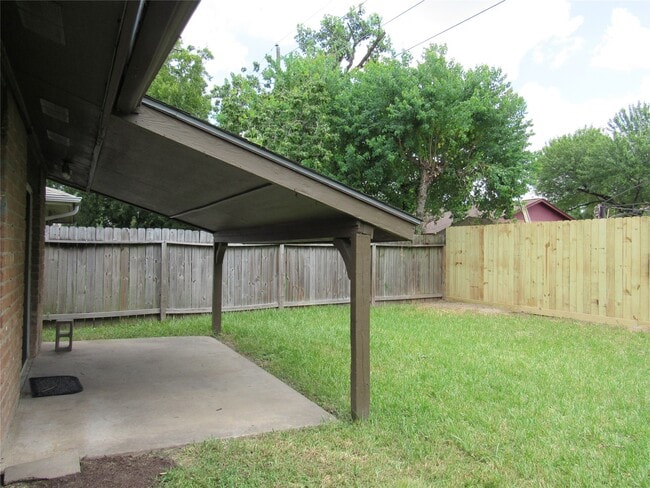 Building Photo - 8506 Sorrel Dr