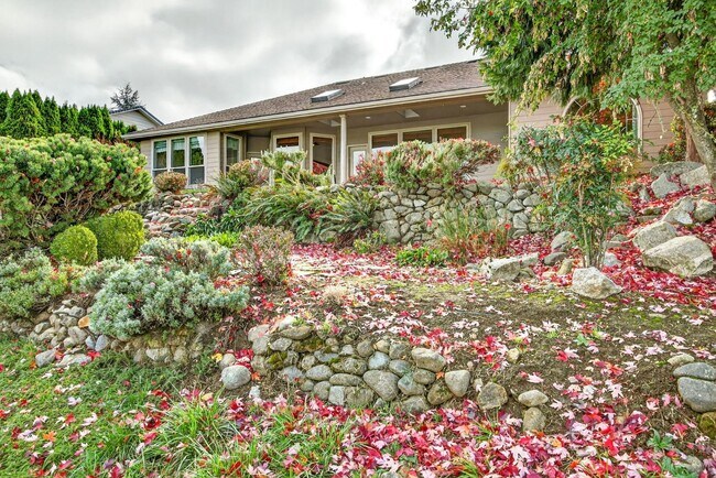 Building Photo - 460 Robert Trent Jones Blvd