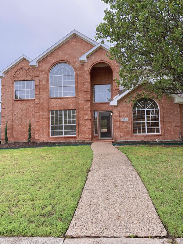 Primary Photo - 9114 Woodlake Dr