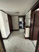 Building Photo - 1192 Overlook Ave