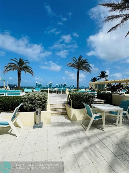 Building Photo - 2501 S Ocean Dr