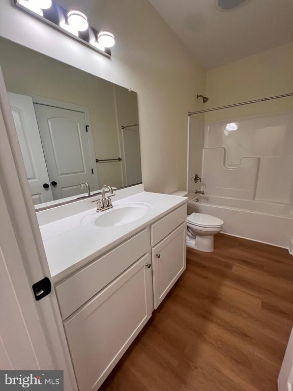 Building Photo - 113 W North St