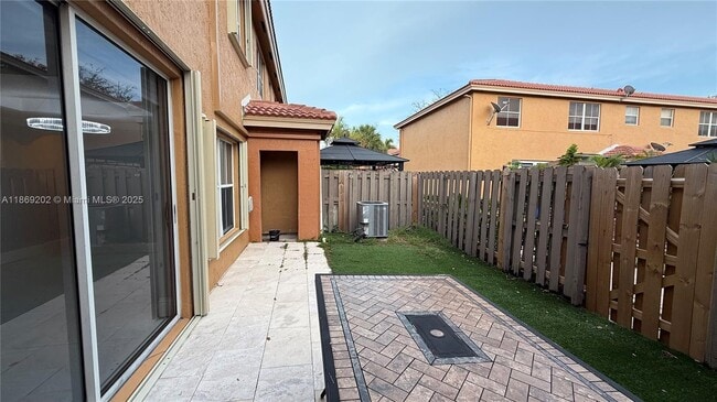 Building Photo - 8480 NW 139th Ln