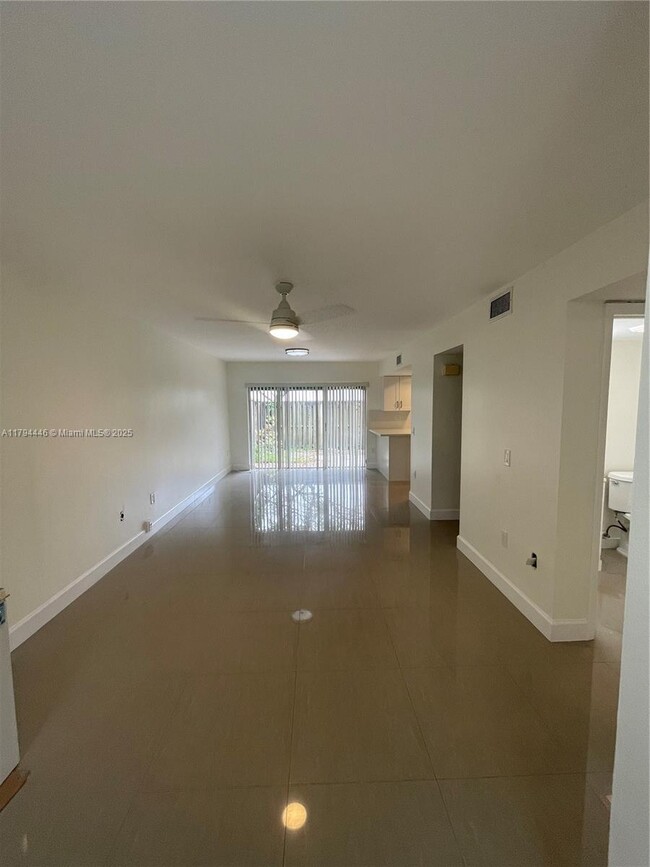 Building Photo - 12370 SW 52nd Pl