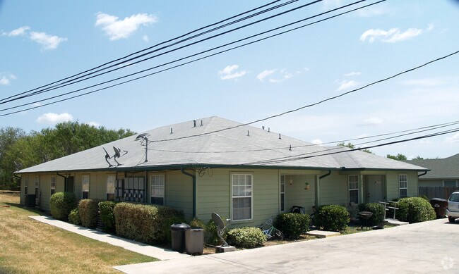 Primary Photo - 19976 Clayton St