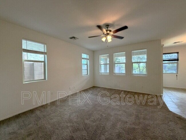 Building Photo - 5169 S Moccasin Trail