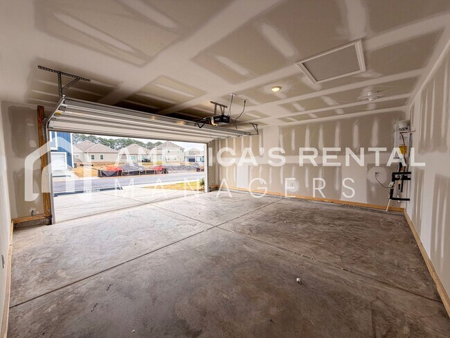Building Photo - MOVE IN SPECIAL!!! - Home in Cullman, AL - Available NOW! - Sign a lease by 6/30 to receive 1/2 O...