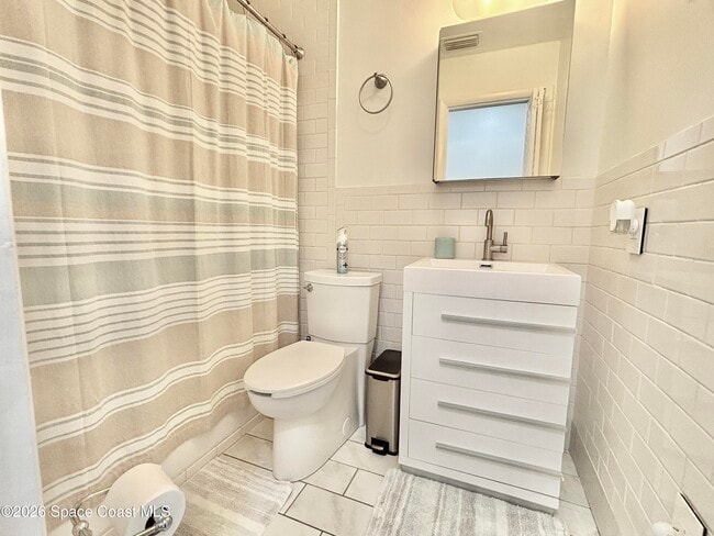 Building Photo - 419 Ocean Ave