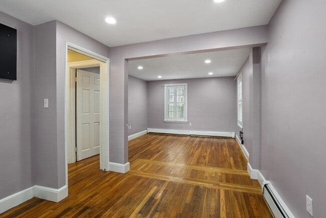 Building Photo - 140 Lowell St