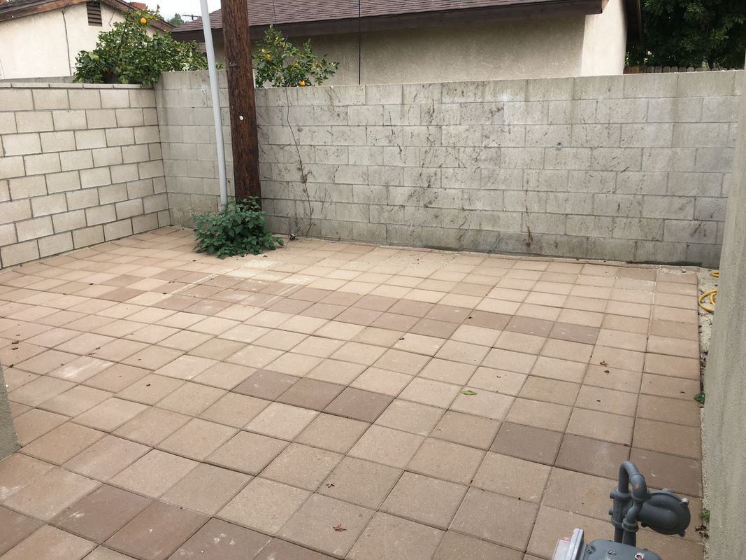 Building Photo - 642-648 W. 3rd St.