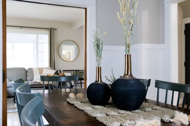 Building Photo - 713 Crosby St