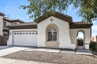 Building Photo - 400 N Eucalyptus Pl