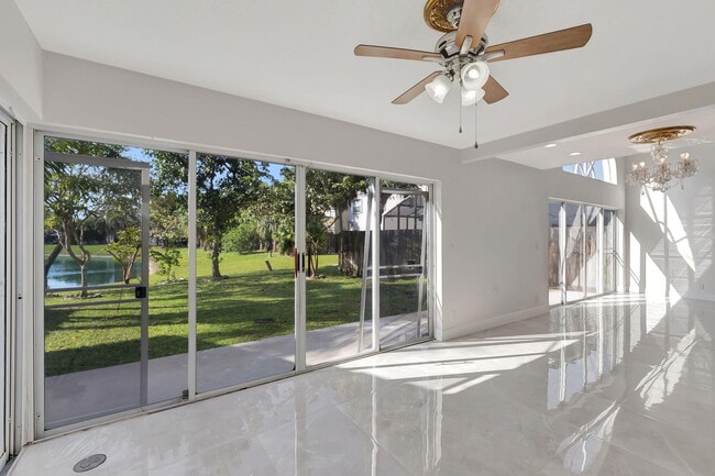 Building Photo - 11420 Coral Bay Dr