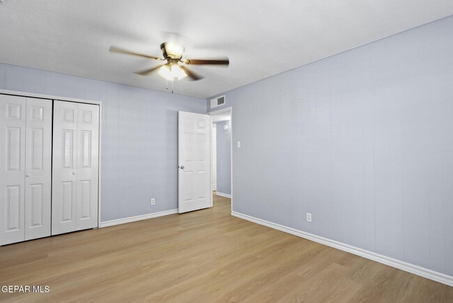 Building Photo - 390 Arvin Cir