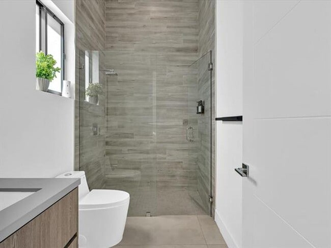 Building Photo - 6122 SW 173rd Way