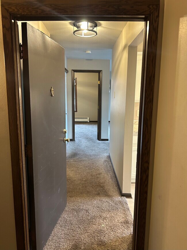 Building Photo - 2125 Camelot Court