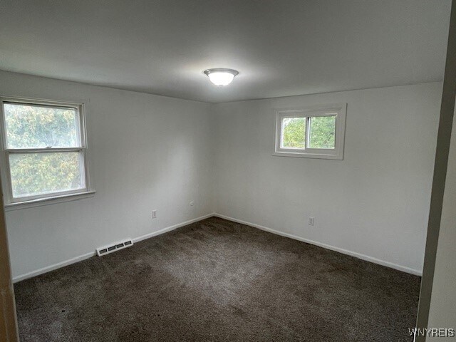 Building Photo - 341 Sundridge Dr