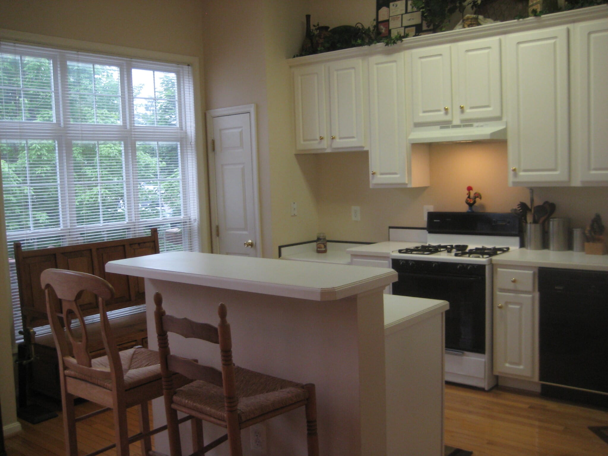 Building Photo - 417 Clayton Ln