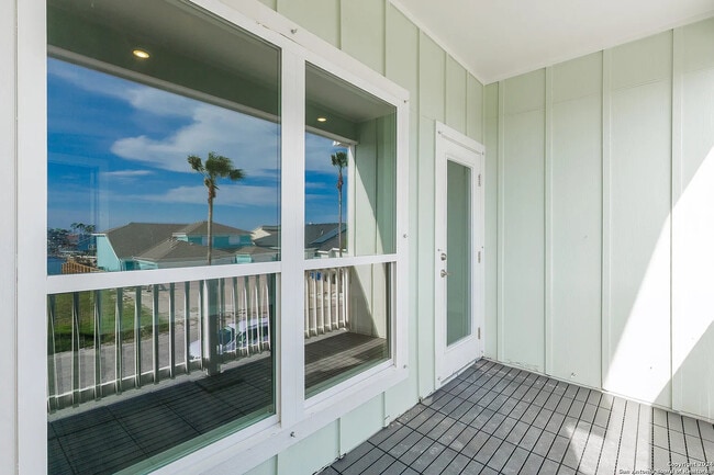 Building Photo - 13970 Fortuna Bay Dr