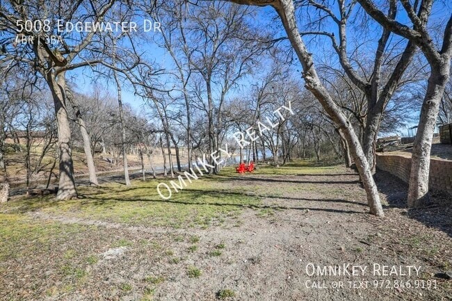 Building Photo - 5008 Edgewater Dr