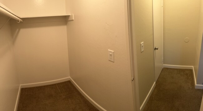 Building Photo - 4875 Manzanita Ave