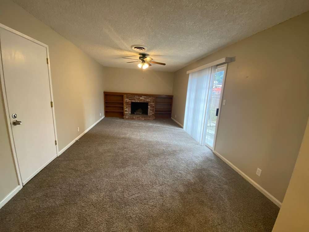 Building Photo - 1337 Reserve Dr