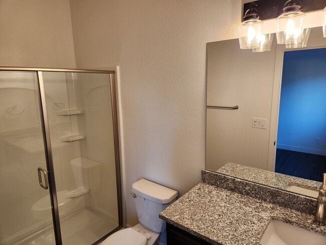 Building Photo - 6117 Lois Dr