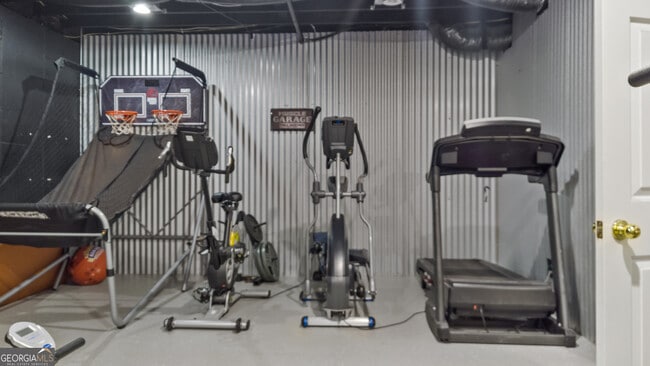 Building Photo - 6209 Benbrooke Dr NW