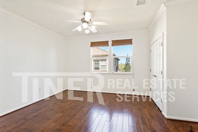 Building Photo - 50 Regency Park Cir