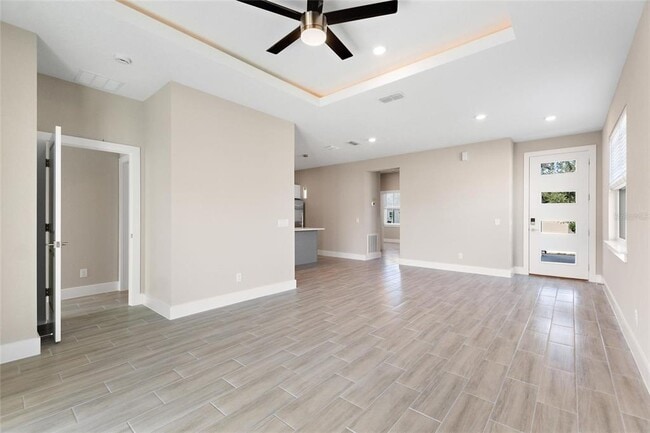 Building Photo - 740 Fraser Ct