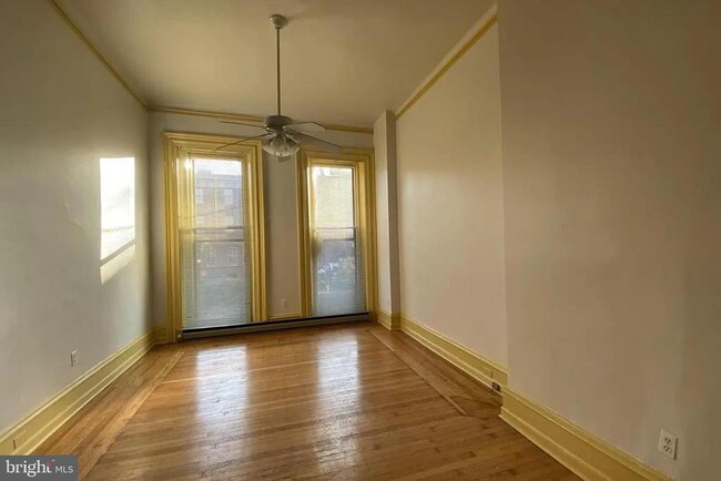 Building Photo - 2107 Green St