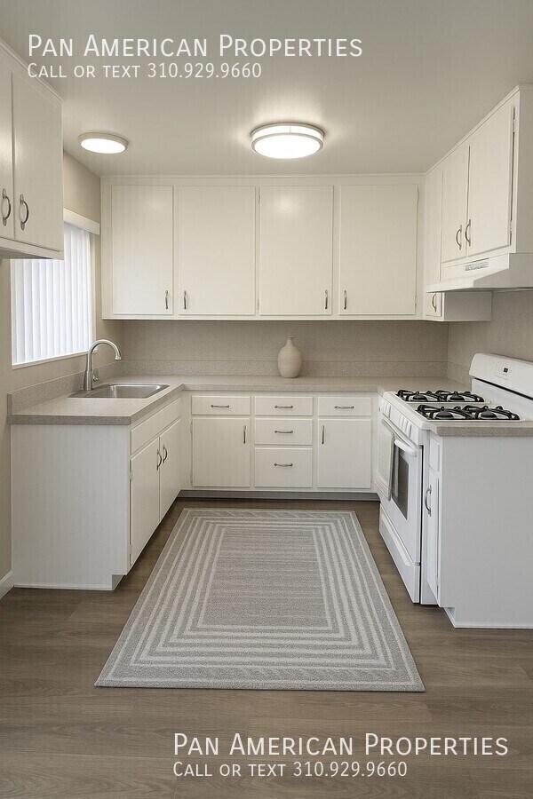 Primary Photo - 812 N. Azusa-#14