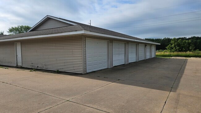 Building Photo - 605 Kimberlite St