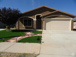 Building Photo - 14247 Hacienda Rock Dr