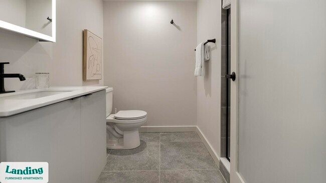 Building Photo - 2009 N Howard St