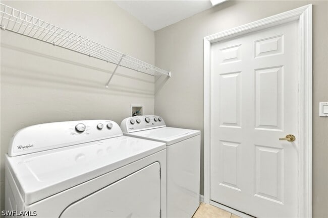 Building Photo - 25925 Pebblecreek Dr